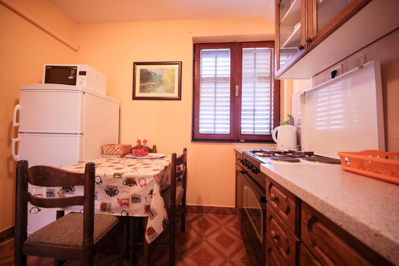 Apartment Ruza Sukosan Ngoại thất bức ảnh